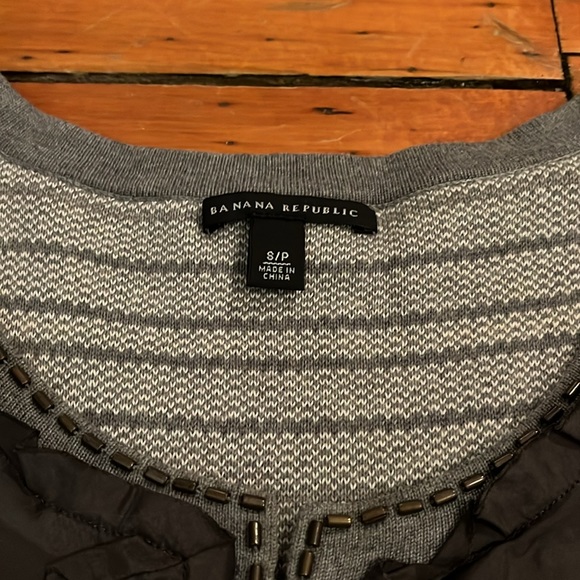 Banana Republic grey striped small cardigan sweater with ruffles and beaded. - Picture 5 of 8